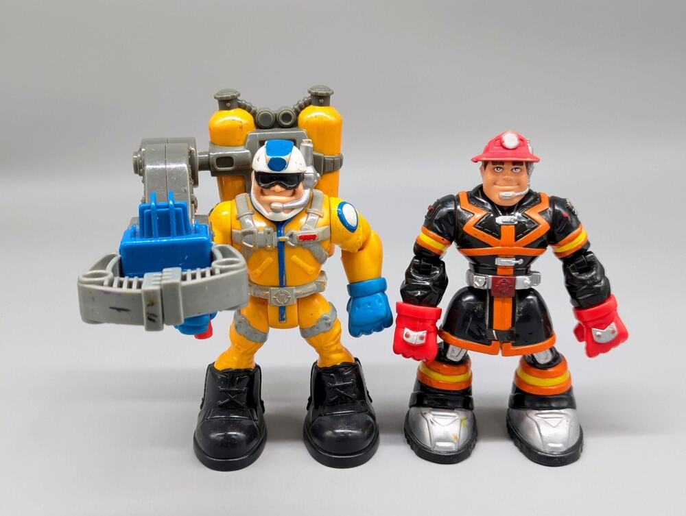 Fisher Price Rescue Heroes 1998 Cliff Hanger & 2000 Sam Sparks & Accessory